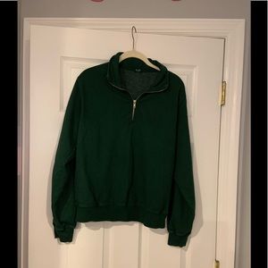 J Galt (Brandy Melville) Hunter green sweatshirt